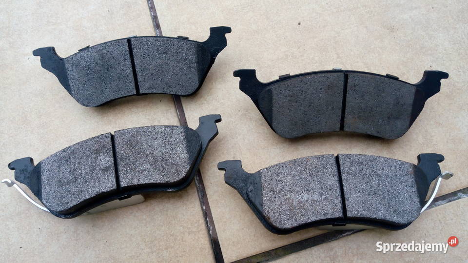 Klocki hamulcowe tylne Chrysler Voyager osobowe Pasłęk