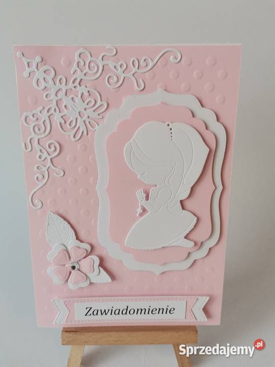 ZAWIADOMIENIA KOMUNIA DZIEWCZYNKA KLĘCZĄCA Poznań