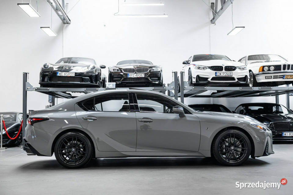 Lexus IS 500 F SPORT Performance Launch Edition lakier metallic Węgrzce sprzedam