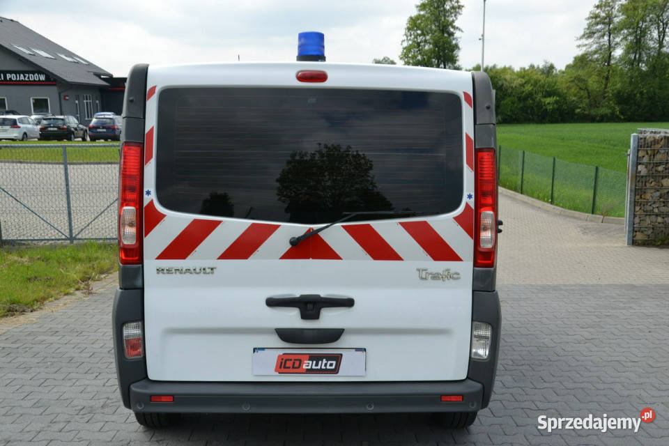 Renault Trafic 25 DCI 146 AMBULANS karetka NOSZE małopolskie Kęty sprzedam