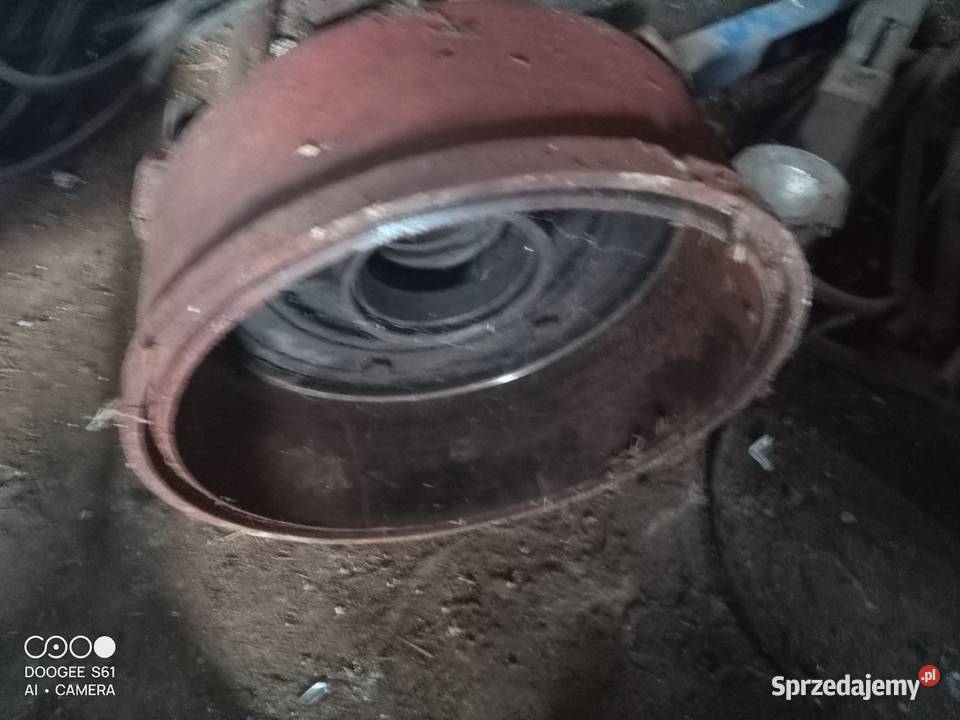 Przyczepa PTS 12 PTS9 piasta koła z bębnem Więcbork