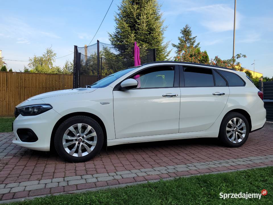 Fiat Tipo SW kombi 13MJet Lounge tempomat radar podkarpackie Rzeszów