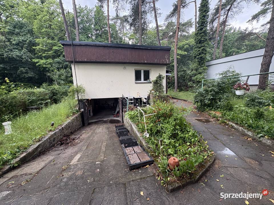 Przedmiotem sprzedaży jest prawo do użytkowania działki ROD 440 m² z murowa