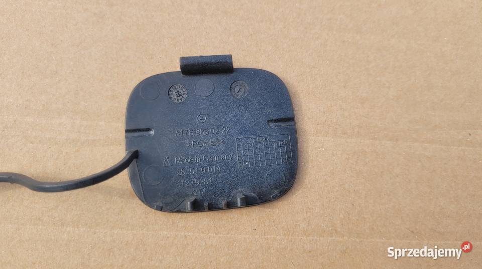 MERCEDES W176 1215 ZAŚLEPKA HAKA ZDERZAKA TYL Pozostałe Pozostałe śląskie