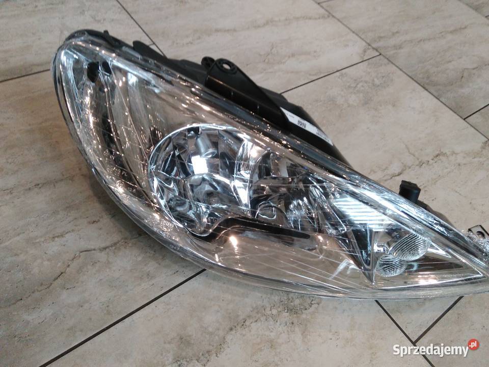 Lampy do Peugeota 2O6 lampy przednie kujawsko-pomorskie Jabłonowo Pomorskie sprzedam