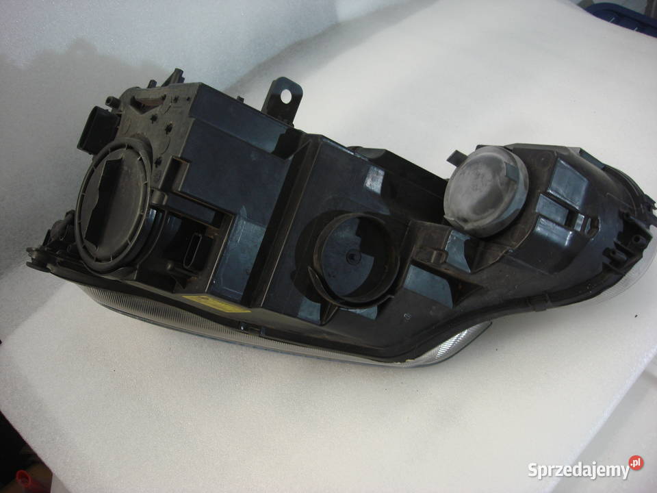 Lampa przednia Skoda YETI lewa prawa reflektor osobowe mazowieckie Ostrów Mazowiecka