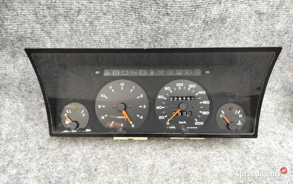 VOLVO 340 360 licznik zegar
