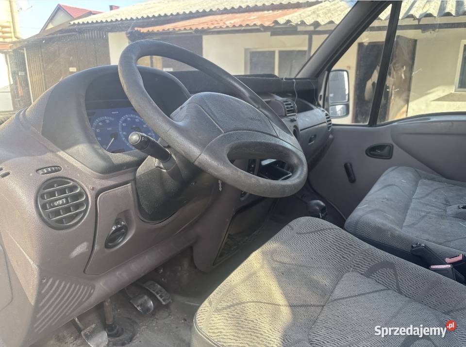 Renault Master 28DTI kontener Pińczów