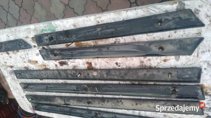 Polonez Caro listwy plastik L i P drzwi i Pozostałe podkarpackie Stalowa Wola