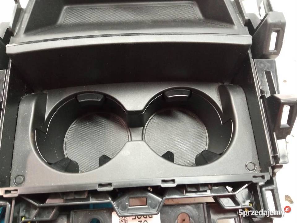 UCHWYT NA KUBEK CUP HOLDER A0411167 Mazda 3 IV