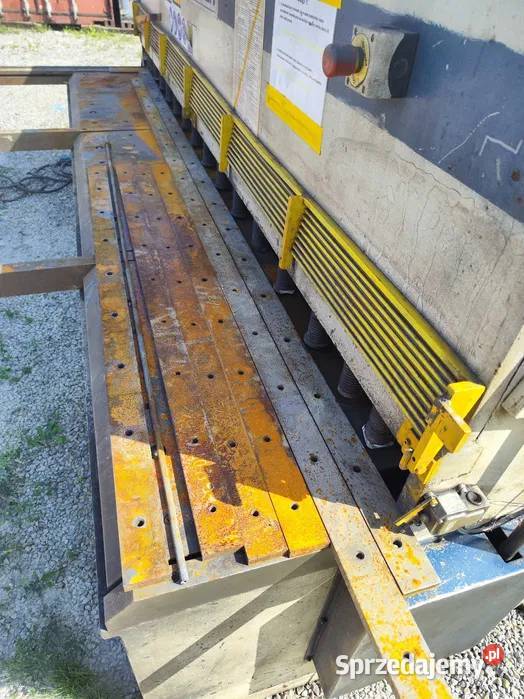 Gilotyna hydrauliczna do blachy nożyce Sandomierz