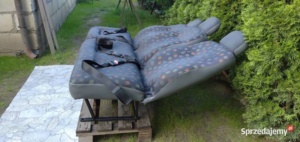 Kanapa trzy osobowa dzielona rozkładana Vito 639 Zalasewo