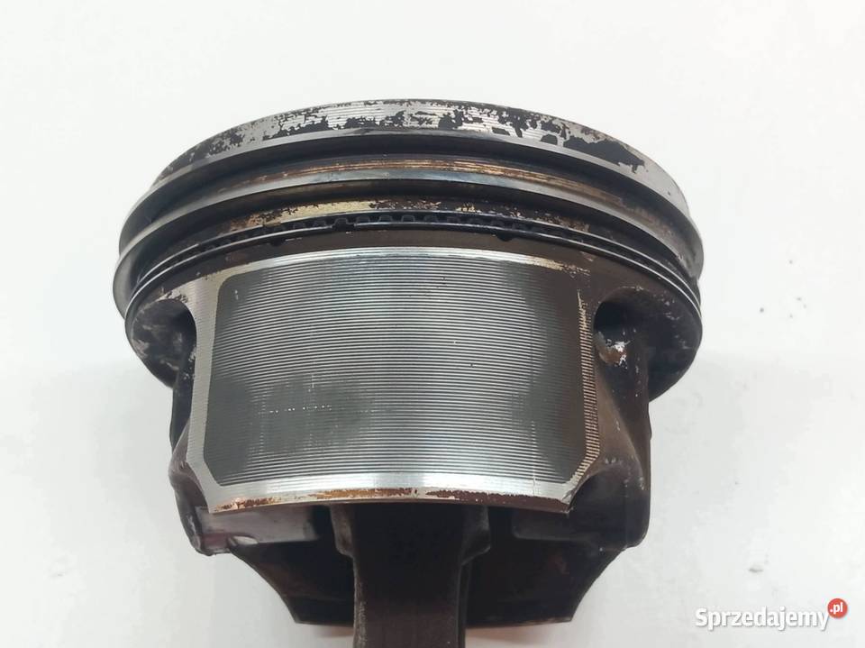 TŁOK KORBOWÓD 076182 14 TSI Skoda Octavia II sprzedam