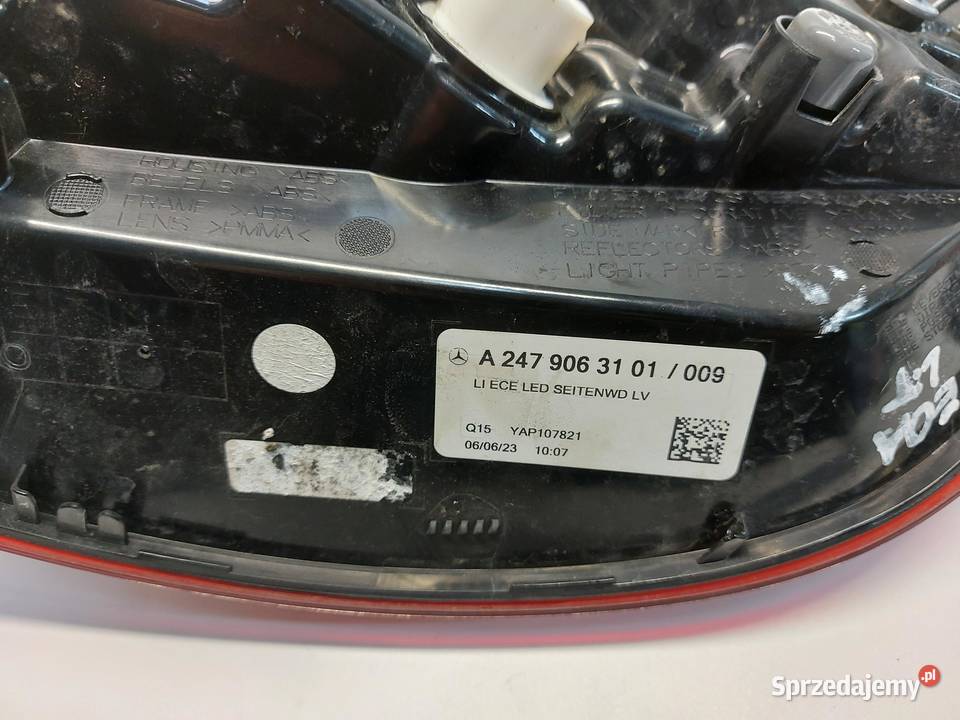 Mercedes EQA 250 W243 LAMPA LEWY TYŁ TYLNA Lampy tylne sprzedam