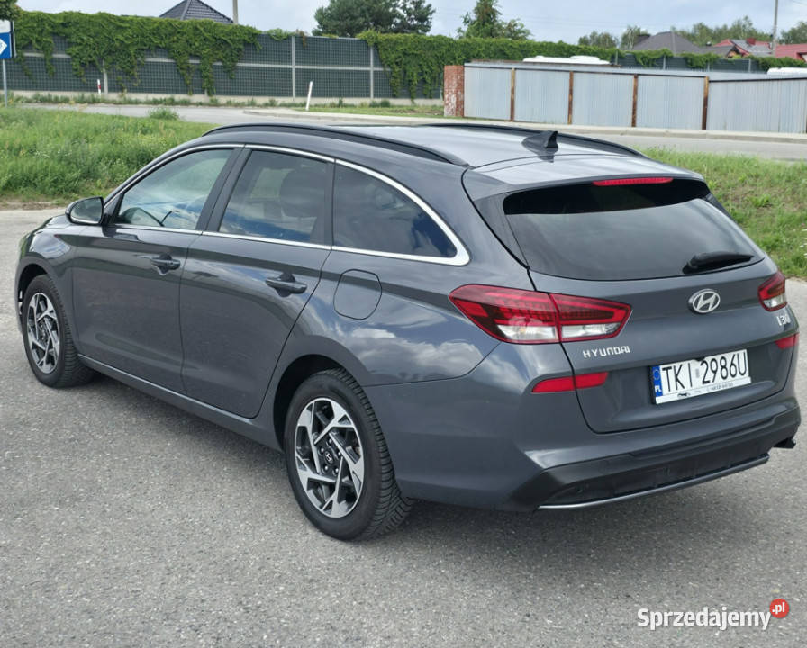 Hyundai i30 15 Benzyna Serwisowany Gwarancja 140KM Piekoszów sprzedam