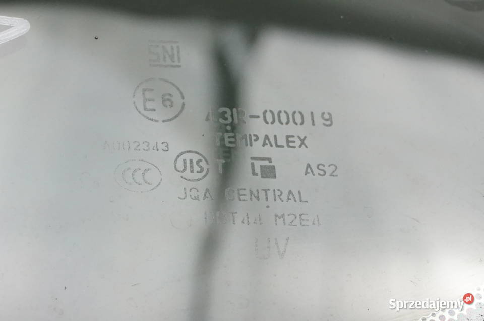 SZYBA KAROSERYJNA LEWA TYLNA TYŁ INFINITI Q70 wielkopolskie Nowy Tomyśl