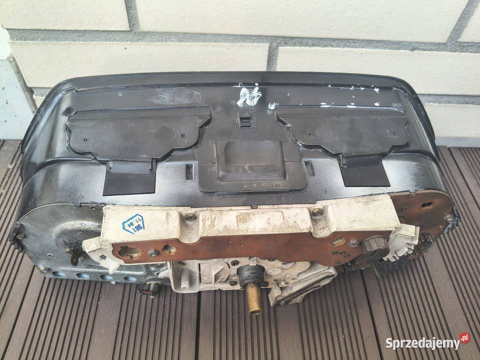 Licznik Zegary Mercedes 190 W201 20 Benzyna Gdańsk
