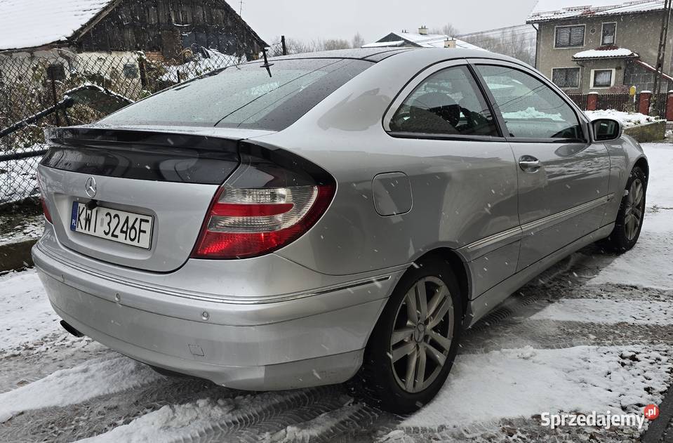 MercedesBenz Klasa C W203 18 MERCEDES C180 nieuszkodzony Wieliczka