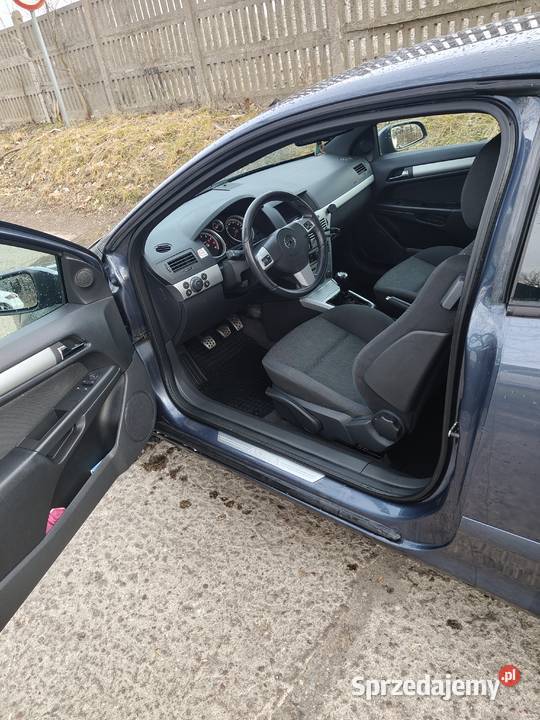 Opel Astra H GTC 16 benzyna bogata wersja wielkopolskie Piła