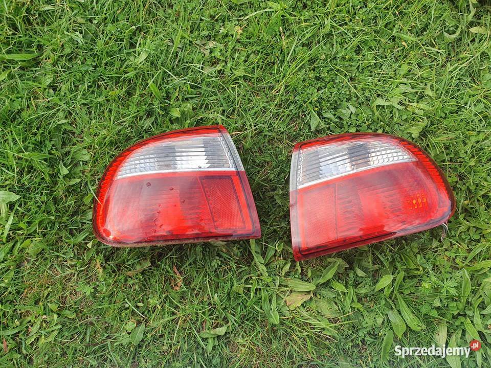 Lampa tylna prawa lewa Seat Toledo II 9805 małopolskie
