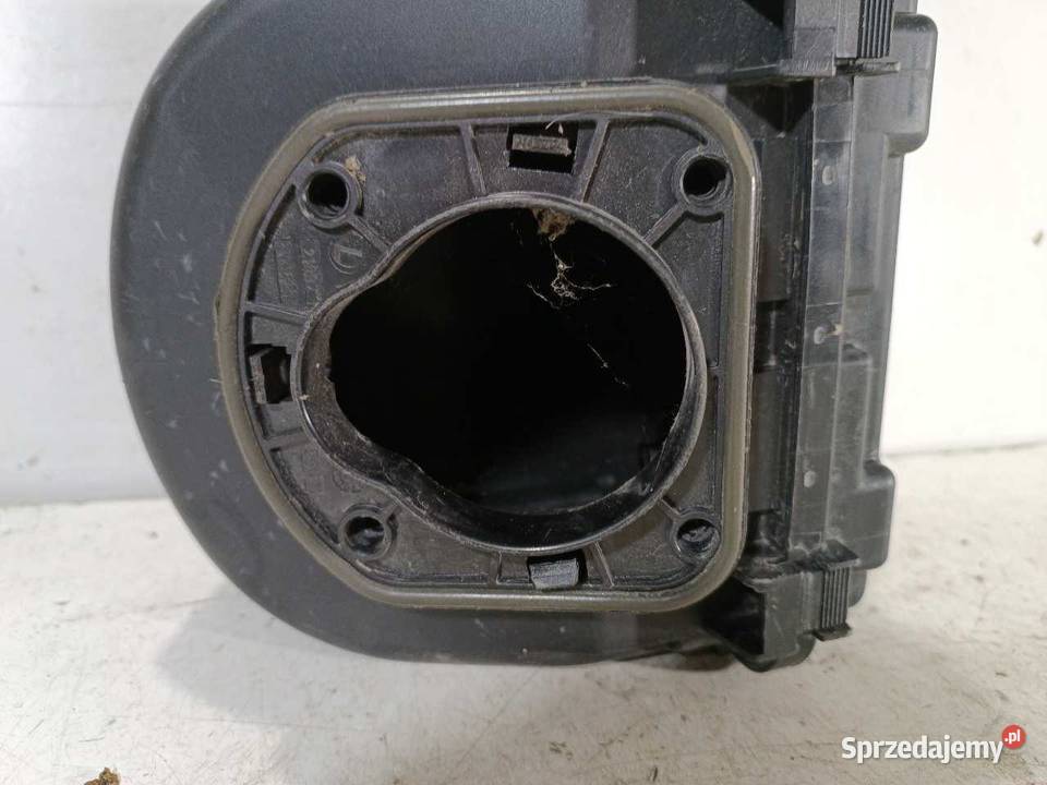 OBUDOWA SKRZYNKI BEZPIECZNIKÓW BMW F20 9224854