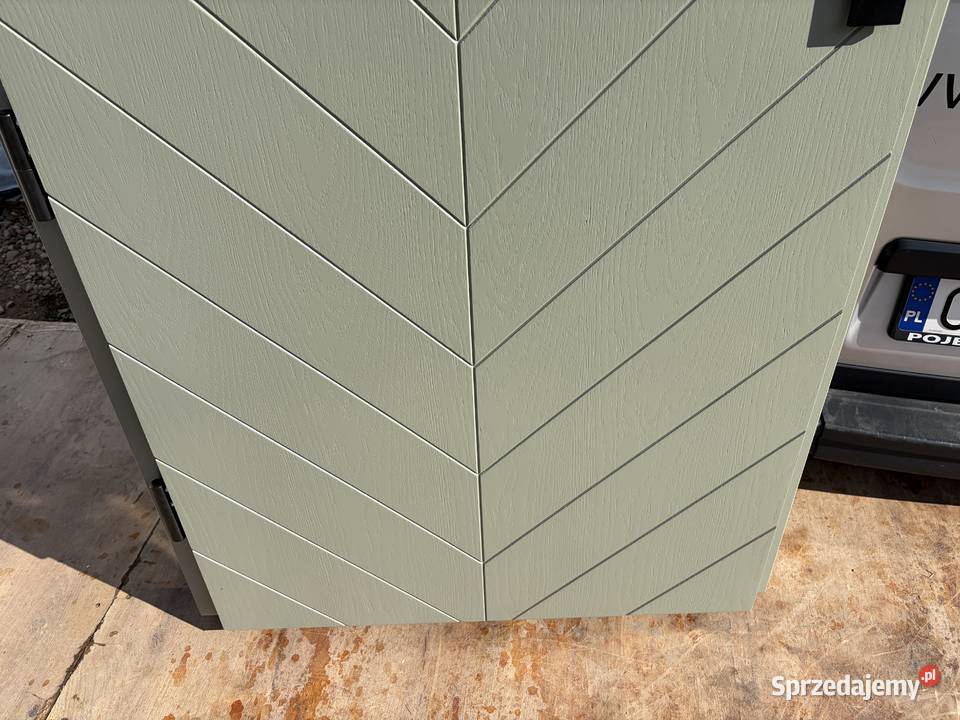 Drzwi drewnętrzne dostępne ręki RAL7033 Bobrowo sprzedam