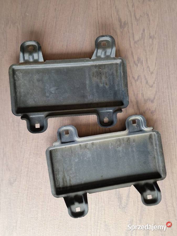 Zaślepki halogenów BMW E30 Pozostałe sprzedam