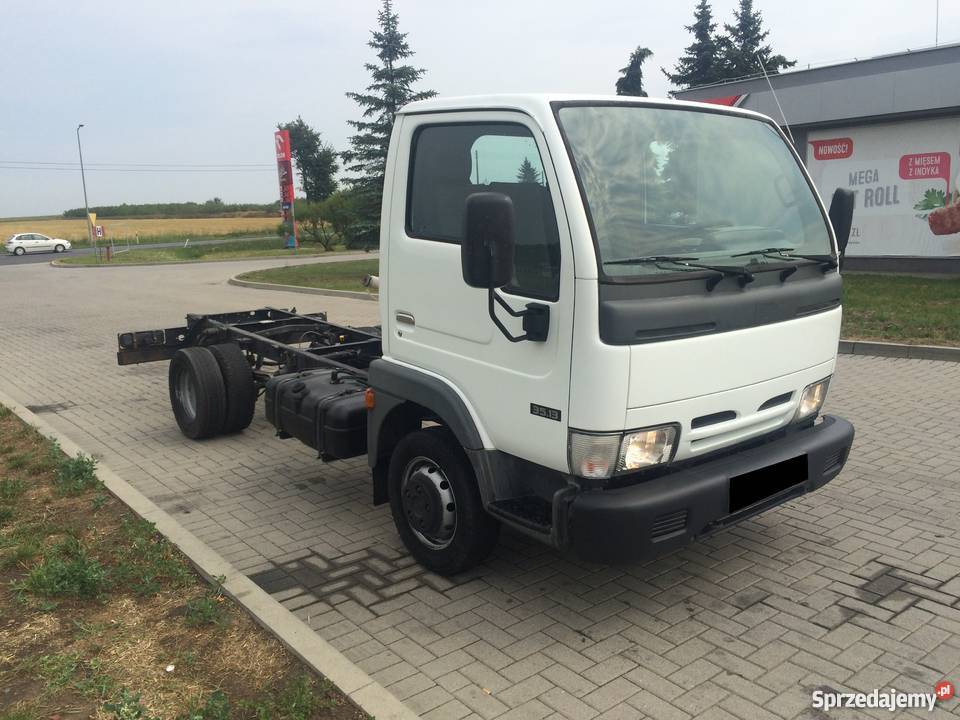 Nissan cabstar с кму