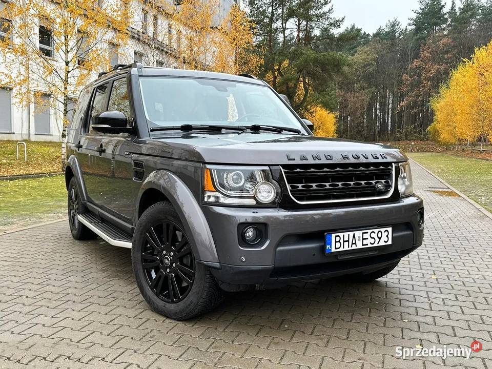 Land Rover Discovery IV 3.0 V6 SC HSE 2 995 cm3 · Benzyna