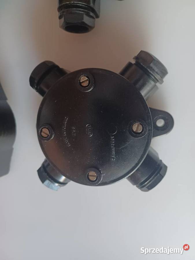 Czarny bakelit gniazdo wyłącznik puszki Poznań