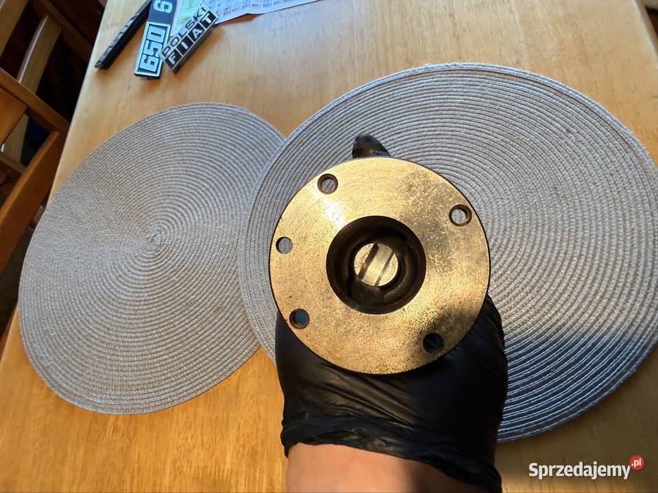 Nowy oryginalny wałek rozrządu PRL Fiat 126P Rozrząd Człuchów