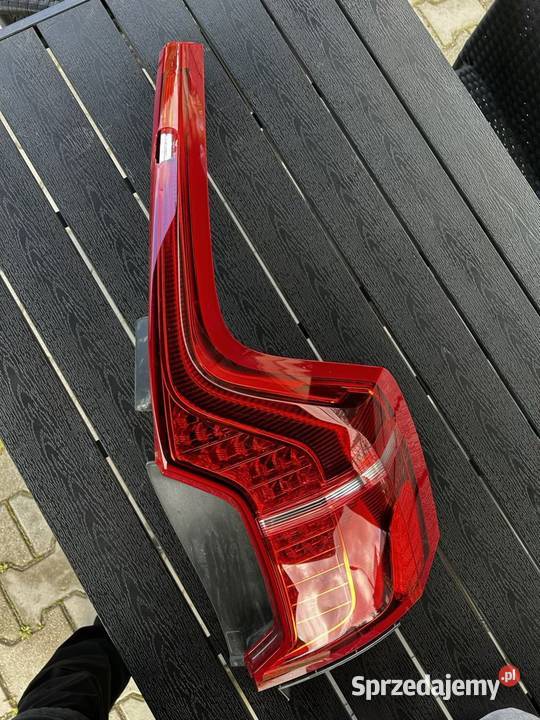 Lampa prawy tył xc90 II 2017 uszkodzona Biała Podlaska