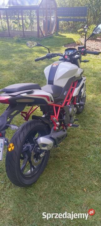 Motocykl Benelli BN 125 Mały przebieg śląskie
