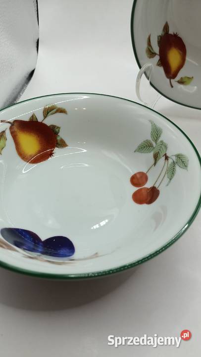 Talerze Royal Worcester owocowa seria Zamość sprzedam