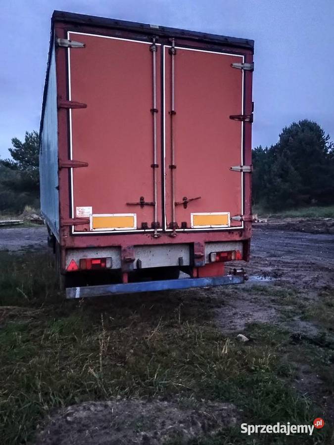 Naczepa izoterma z regałami izotermy Czersk