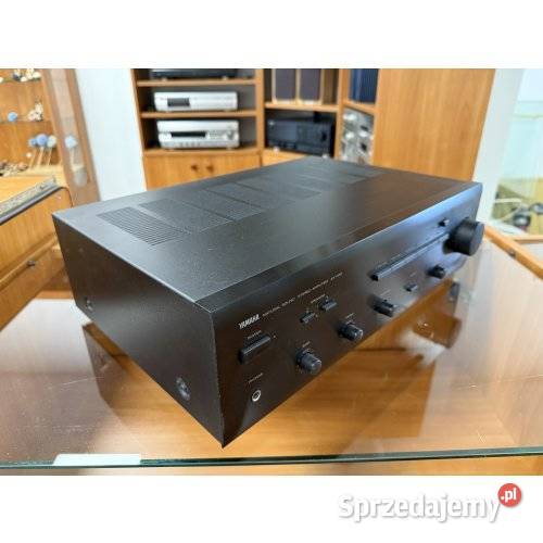 Yamaha AX440