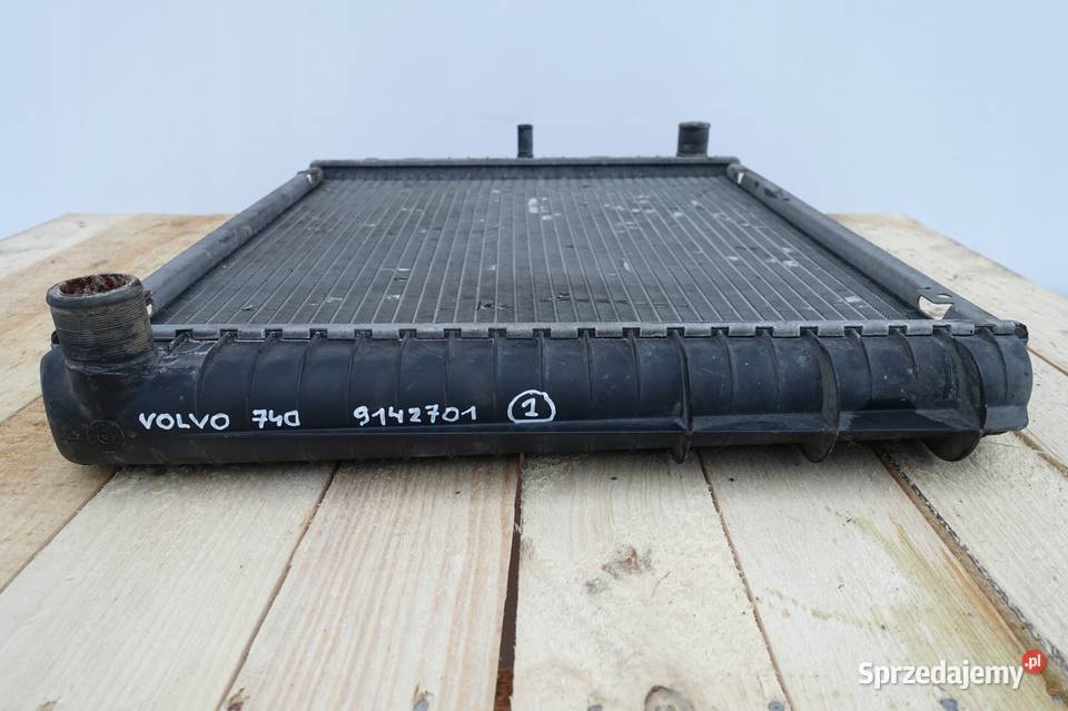 Volvo 740 20 23 CHŁODNICA WODY płynu CIECZY Rudka