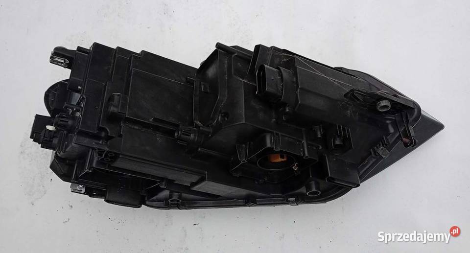 VW Touran 5T Full Led reflektor lampa lewy przód Przeźmierowo