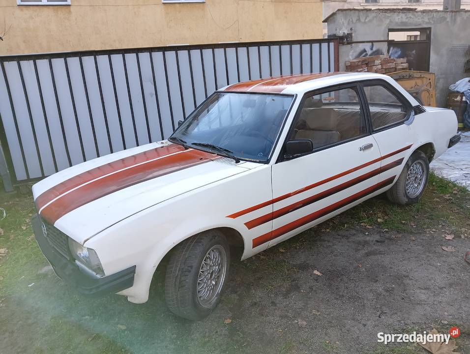 Opel Ascona B Diesel Dizel CIH Benzyna części 20 osobowe Wiązów