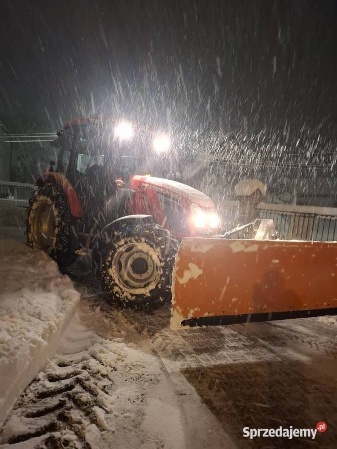 Odśnieżanie placówparkingówdróg dojazdowych Nowy Sącz