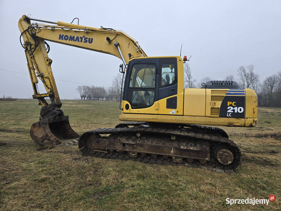 Koparka gąsienicowa KOMATSU 210LC8 2014 r 22 t Rok produkcji 2014 Ciechanów