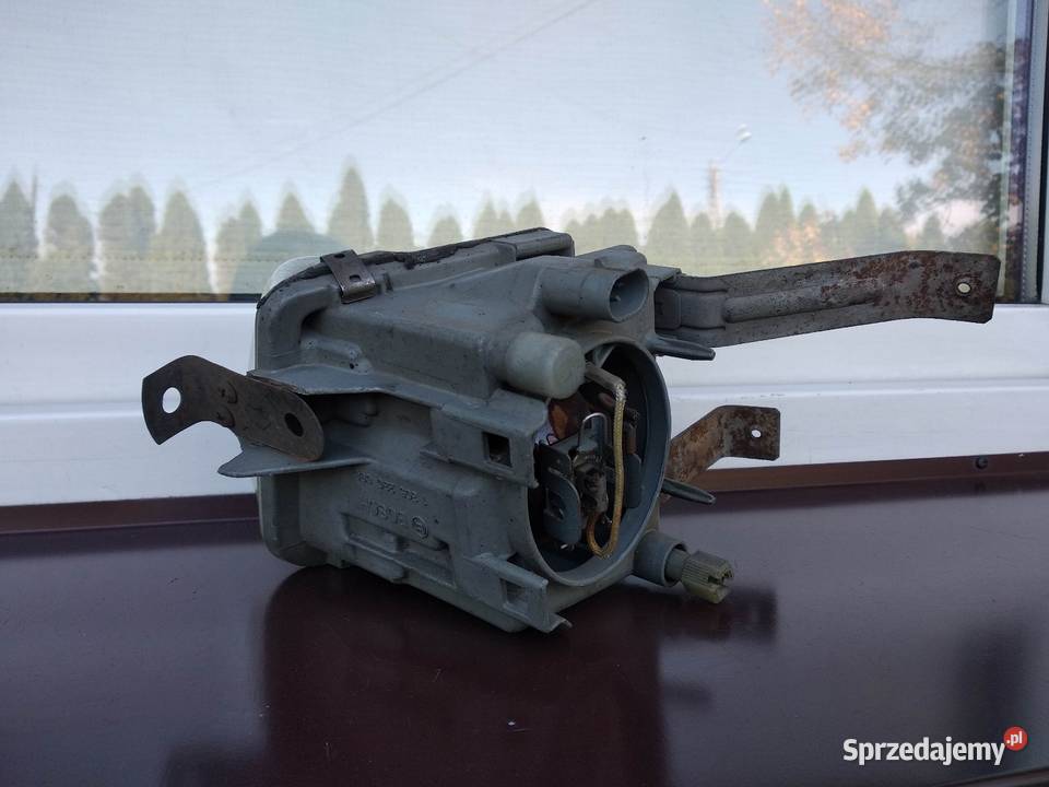 Opel Astra F halogen prawy lampa przeciwmgielna osobowe łódzkie Sieradz sprzedam