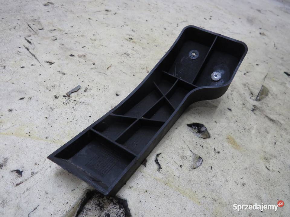 ŚIZG PRAWY ZDERZAK TYŁ ZAFIRA C 13300749