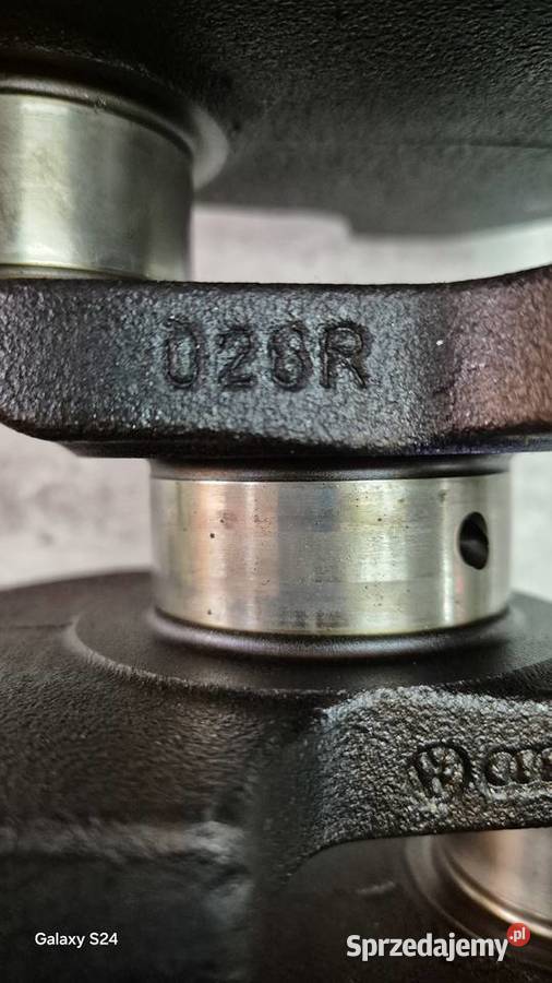 WAŁ KORBOWY AUDI VW 18T 150 APU 026R osobowe Kiczyce