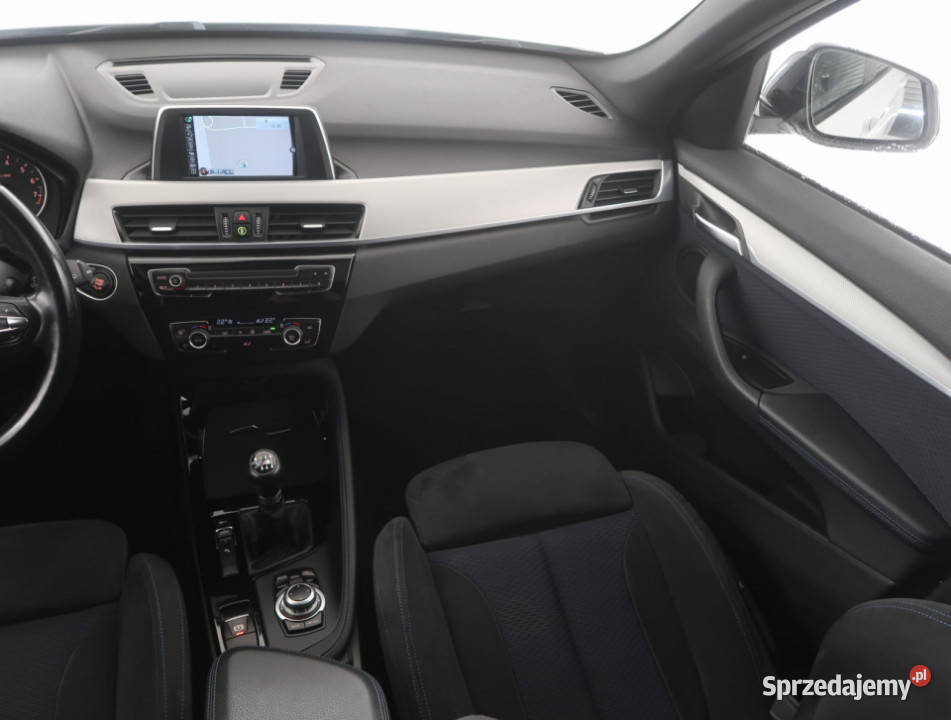 BMW X1 sDrive18i światła do jazdy dziennej Bielany Wrocławskie