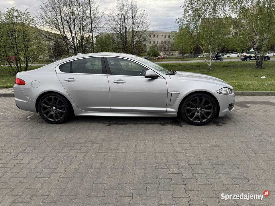 Jaguar XF komfortowa i prestiżowa limuzyna światła LED XF Warszawa sprzedam