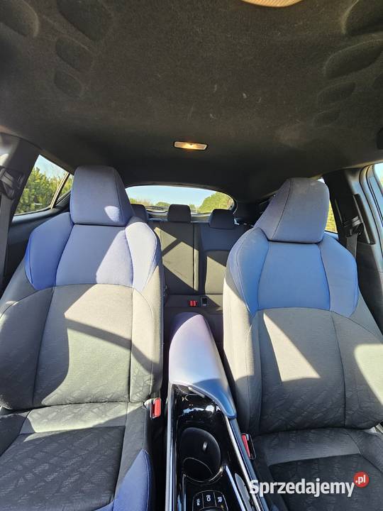 Toyota CHR 2017r hybryda Rok produkcji 2017 Kluki