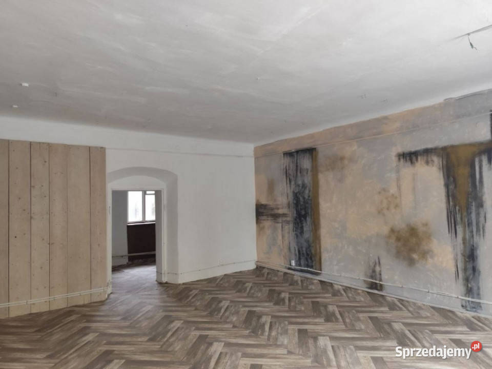 Przestronny lokal użytkowy 115 m 3 pomieszczenia Końskie