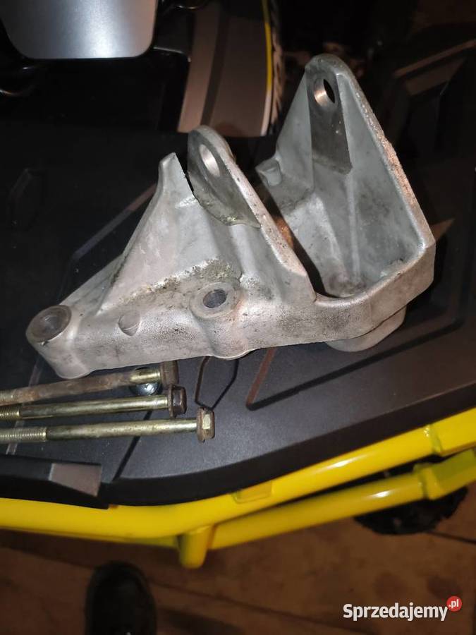 Łapa poduszka silnika prawa 96461357 peugeot 407