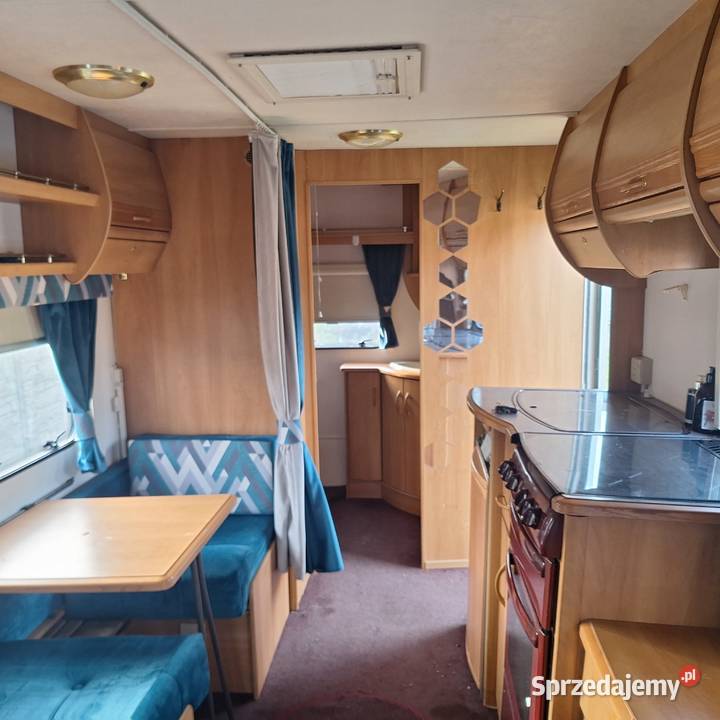 Przyczepą Swift Challenger 530 SE Jednaczewo